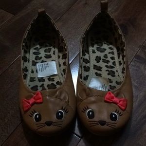 Girls cat shoes